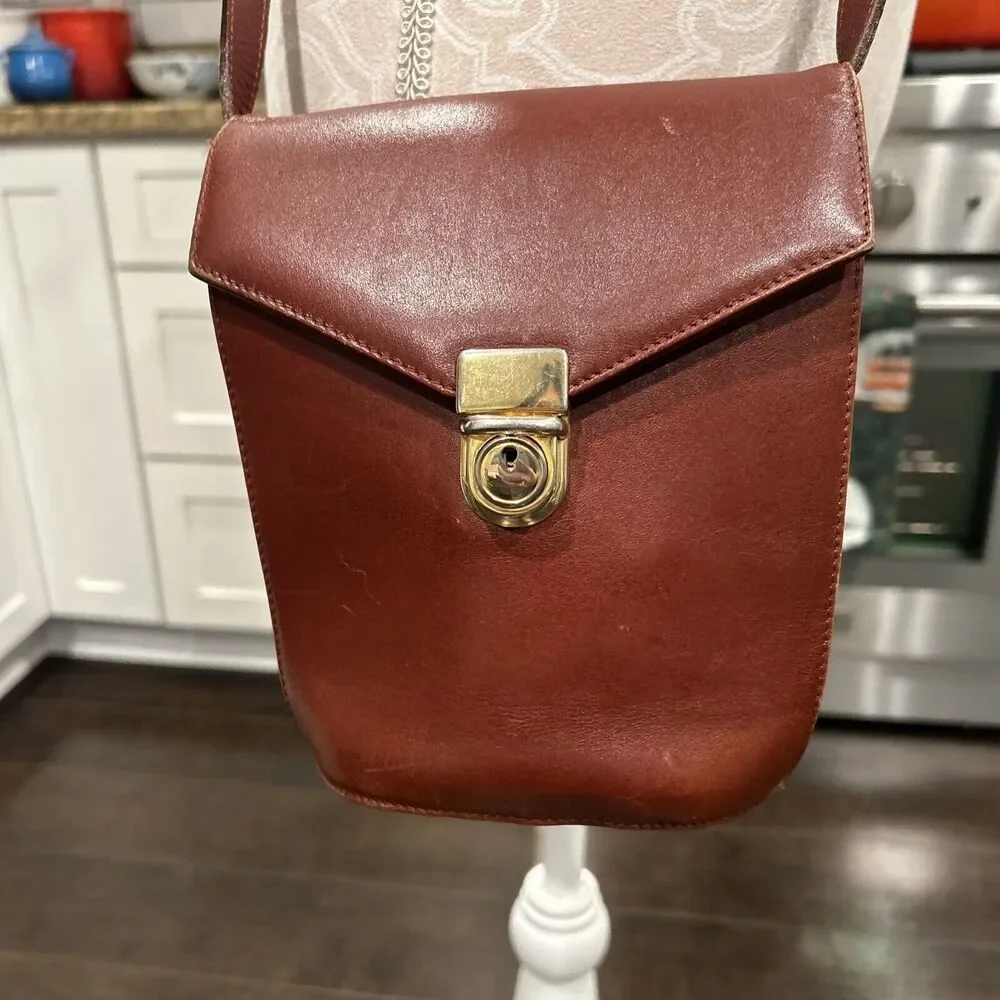 Cole Haan Brown Crossbody Bag Bucket Flap Clasp Limited Edition - Picture 2 of 16